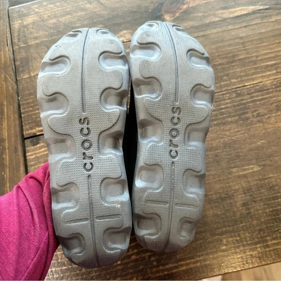 Crocs Women's Duet Busy Day Skimmer Black/Graphite Slip On Shoe Size 7 GUC - Picture 10 of 10